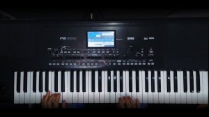 Веселые Ребята - Розовые розы на синтезаторе KORG PA300 (Демонстрация стиля) + Гитарное СОЛО