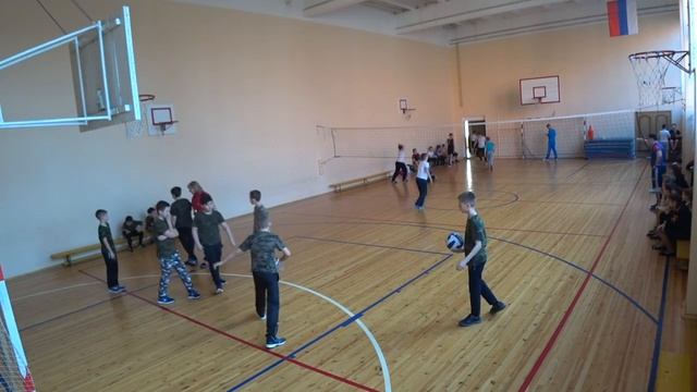 Пионербол. 5 "А"- 5 "В". Мальчики. смотреть онлайн