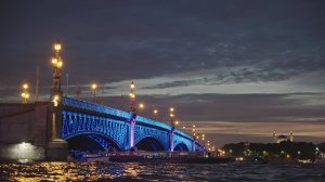 Троицкий мост, г.Санкт-Петербург. Динамическая подсветка