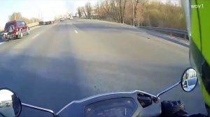 Правила выживания в пробке на скутере