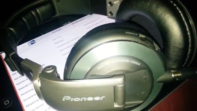 Pioneer HDJ-2000 Silver Pro DJ Headphone Review смотреть онлайн
