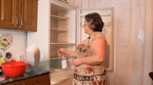 Устраните неприятный запах в холодильнике!