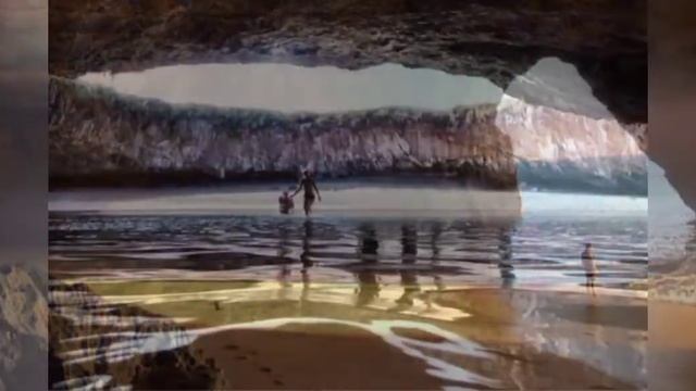Скрытый пляж или "Пляж любви" на островах Мариетты в Мексике.