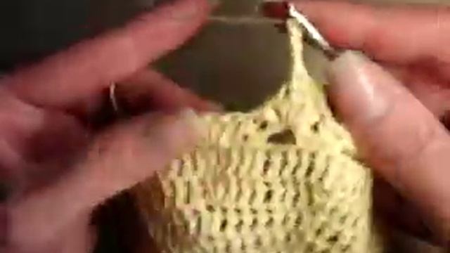 4 Как связать шапочку веерочками, тулья, 3 ряд смотреть онлайн