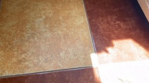 Моём, парим, отмываем с паровой шваброй Kitfort KT-10-12.