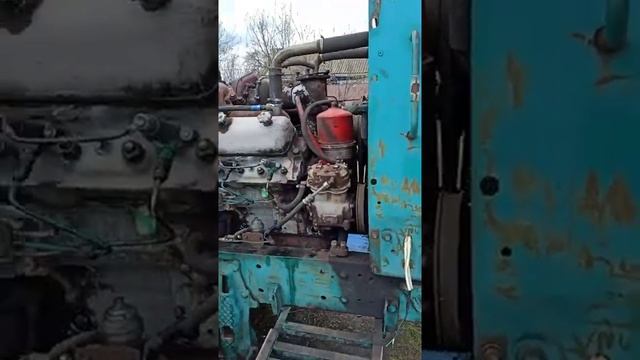 Первый запуск трактора т-150к после замены коренных вкладышей.mp4 смотреть онлайн