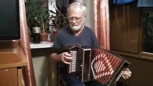 Алексеев играй. На гармони "Наломал не мало веток"