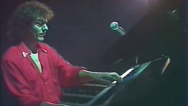 URIAH HEEP - GYPSY - live in Moscow 1987 смотреть онлайн