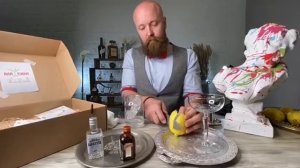 Коктейльный бокс. Рецепт приготовления коктейля "Белая Леди".