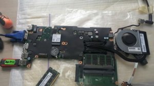 Ноутбук HP ProBook 430 G3 и отвал процессора INTEL i5-6200U SR2EY