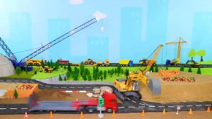 Ремонтируем железную дорогу набор игрушек