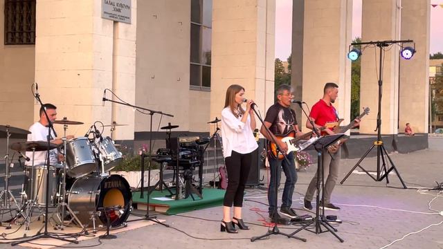 Wassabi Cover Band (live) - Тополиный пух (Хитобои & Иванушки int. кавер) смотреть онлайн