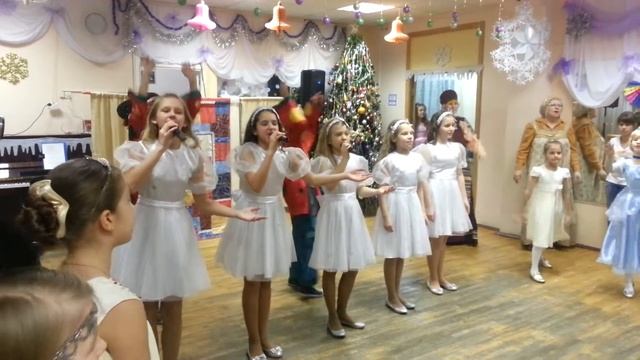 Студия Вокала "Хит-Парад" - "Новый год" (Оксана Аряшева) смотреть онлайн