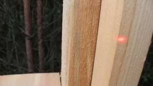 Как работать лазерным нивелиром на улице