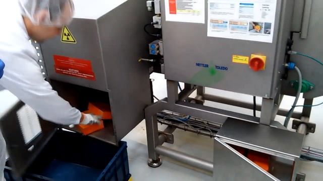 Как проверяют каши "Малютка" на содержание стекла и металлической стружки смотреть онлайн