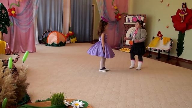 ДЮЙМОВОЧКА. Театрализованная постановка.Донецк ДОУ №286 смотреть онлайн