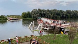 Наплавной мост на реке Москва, в г.Коломна, 20/08/2021г.