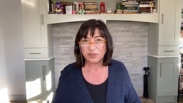 САМЫЙ ЛУЧШИЙ КУЛИЧ И ПРОСТО ПОГОВОРИМ смотреть онлайн