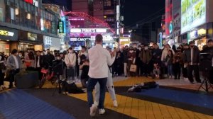 Busking in Hongdae (Seoul) Bachata freestyle (Manuel Turizo - La Bachata)