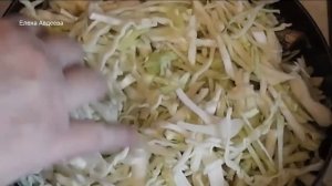 Тушеная капуста с ребрышками