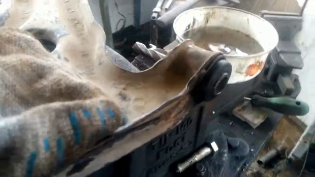 АВЕО ЗАМЕНА САЙЛЕНТБЛОКОВ . СОРВАЛАСЬ РЕЗЬБА смотреть онлайн