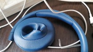 JBL TUNE 710 BT как одеть амбушюры?