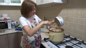 Свекольная икра на зиму. Съели банку за раз, очень необычный вкус...