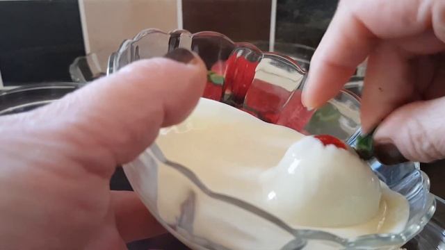 Клубника в шоколаде/Strawberries in chocolate