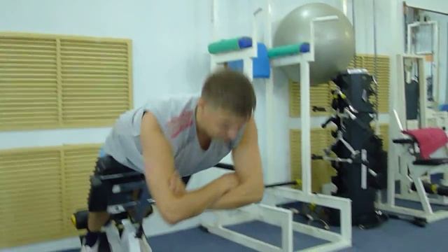 Гиперэкстензия(наклонная) смотреть онлайн