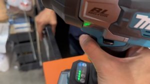 “Unbox” - Makita TW001GM201/ TW001GZ 19 mm (3/4") 40Vmax Cordless Impact Wrench