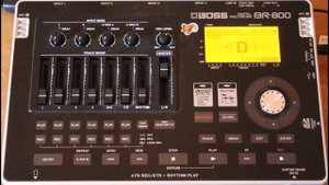 Настройка бас-гитары с помощью BOSS BR-800