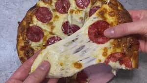 Домашняя пицца: легка в приготовлении, не уступает по вкусу той, что из пиццерии