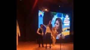 Ханде Эрчел на церемонии награждения