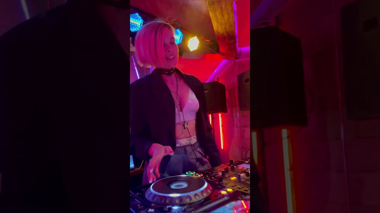 #танцульки #mpravda #club #music #dj #electronic #party смотреть онлайн