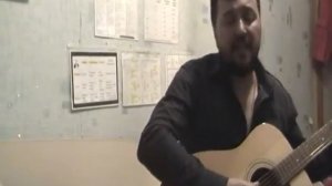 "За рекой у леса рос кудрявый клён..."