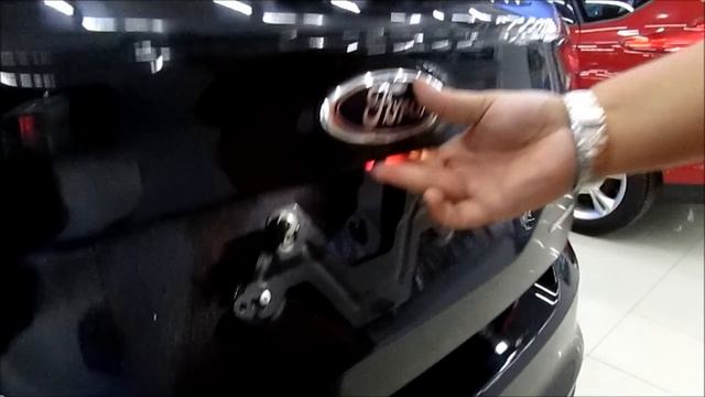 Ford Focus Hatch S 1.6 16v PowerShift 2014 смотреть онлайн