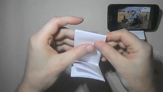 How to make a phone stand from a sheet of A4 paper смотреть онлайн
