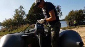 Лодка Антей400  компании "Посейдон". Большая, удобная, комфортная, мореходная семейная лодка.