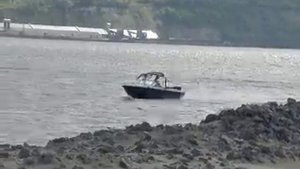 Лодка "Диана 4-01" в автокомпановке с ходовым тентом