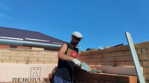 кладка кирпича - забутовка с мастерка и правило