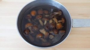 Маринованные опята с луком