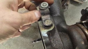 Турбина VAG  Двигатель CAVA. ПРИ СБРОСЕ ГАЗА БЫЛ ТРЕСК ИЗ ПОД КАПОТА.