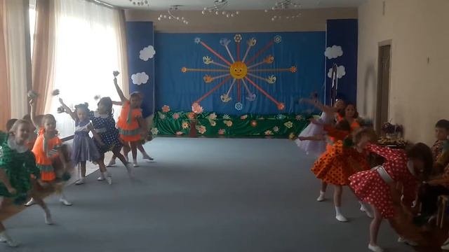 Цветы танец,утренник 267 детсад Одесса