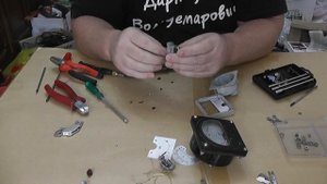 Разборка советских измерительных приборов. Что внутри?