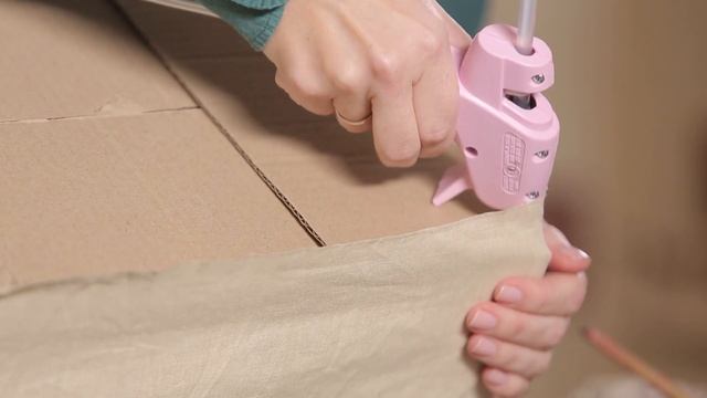 УЮТНАЯ ДАЧА: ПОДЕЛКИ СО СТАРЫХ КОРОБОК смотреть онлайн