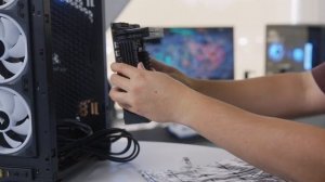 Building in the CORSAIR 2000D RGB AIRFLOW Mini-ITX PC Case