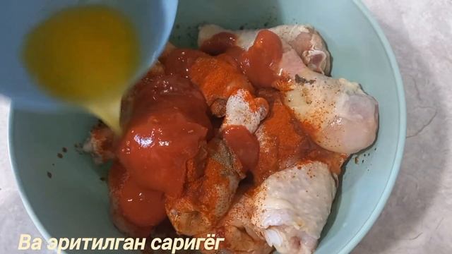 Куриные ножки в духовке с чесноком. смотреть онлайн