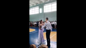 Музыка вновь слышна...Вальс