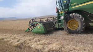 комбайн John Deere w540i. сезон 2020г. сорт ячменя гетьман 25ц.