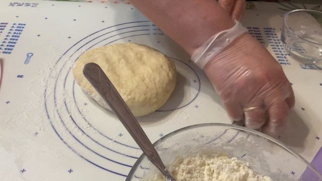 Ватрушки  с творогом из бездрожжевого теста.